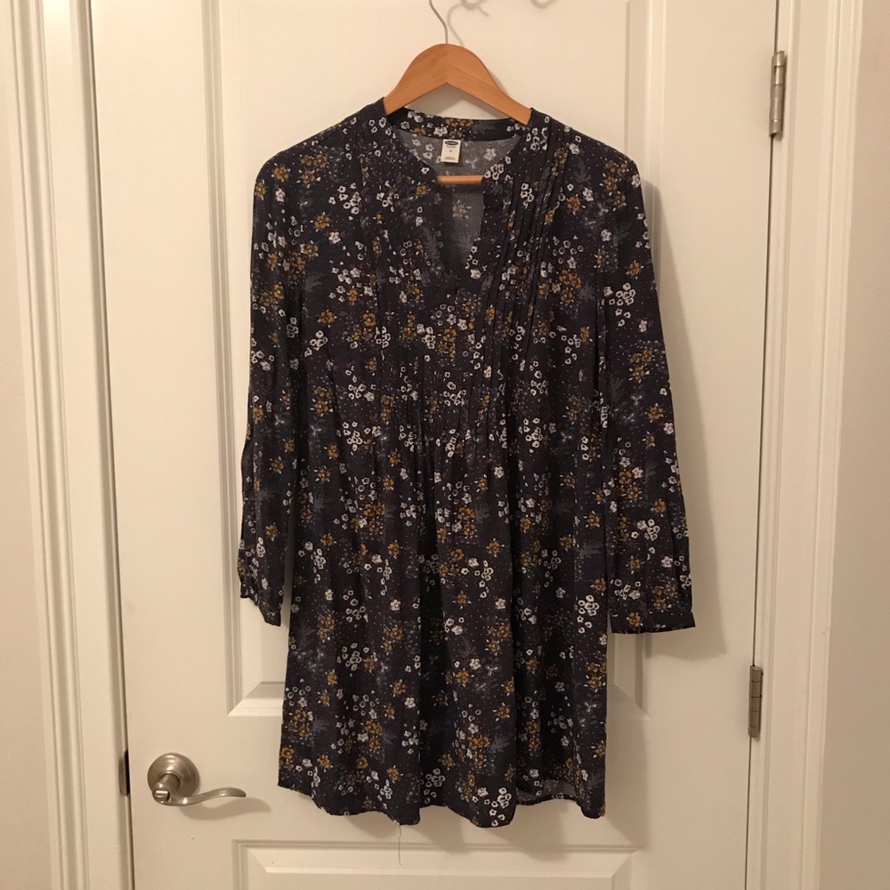 Gray floral flowy dress